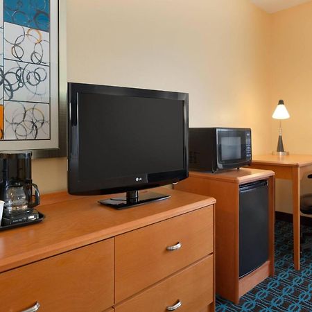 Fairfield Inn & Suites Bismarck North Exteriér fotografie
